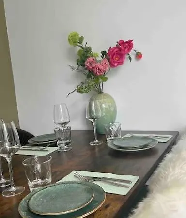 Heerlijk Centrum En Restaurant! شقة