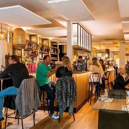 Heerlijk Centrum En Restaurant! * 布雷达