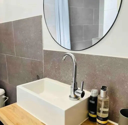 Heerlijk Centrum En Restaurant! Bréda