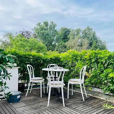 Heerlijk Centrum En Restaurant! Apartament *