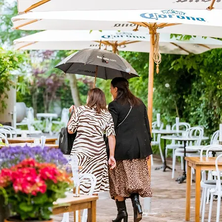شقة Heerlijk Centrum En Restaurant!